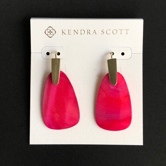 Kendra Scott Jewelry - NEW Kendra Scott Marty Drop Earrings